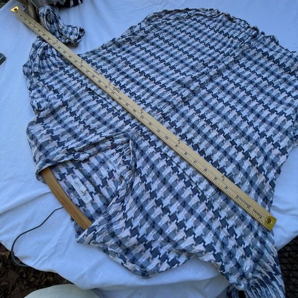 Lou & Grey LOFT houndstooth tie front cotton shirt - Picture 8 of 13